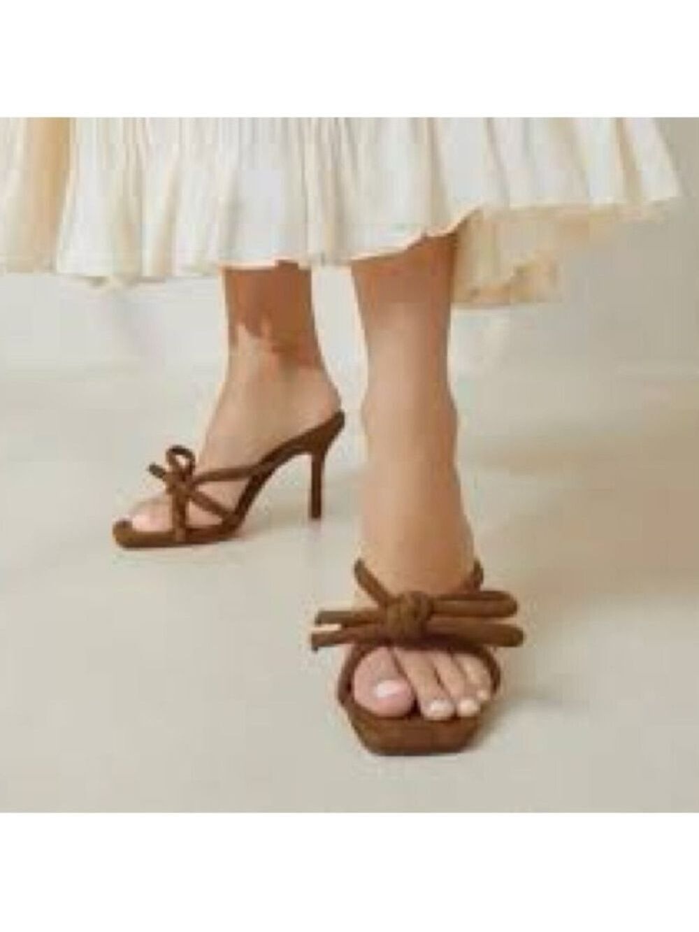 Women’s Journee Collection Cilicia Brown Heel Sandals Size 11 US!